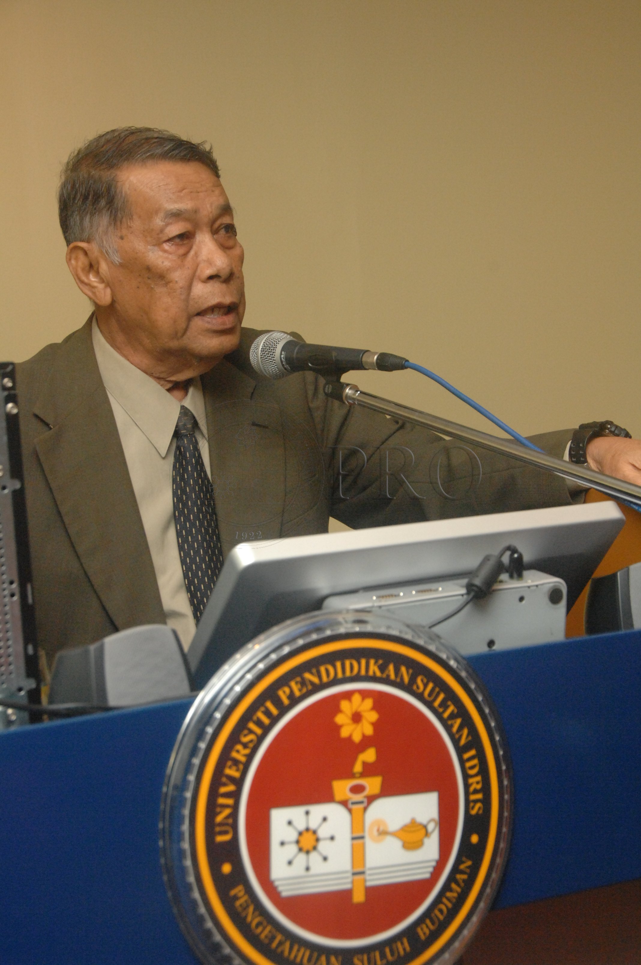 PRO 14 34 WACANA FBA 0096